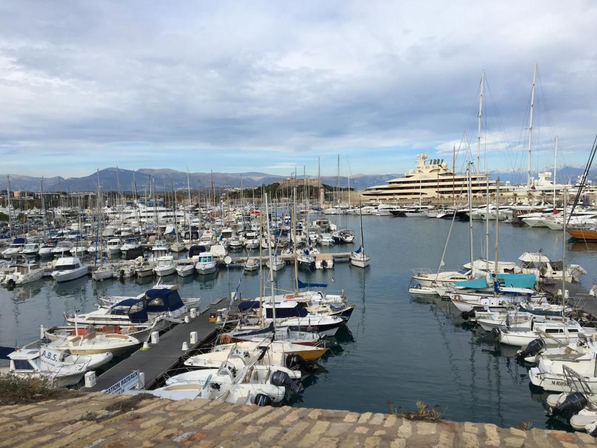 Charmant Studio Vieil Antibes Exterior photo