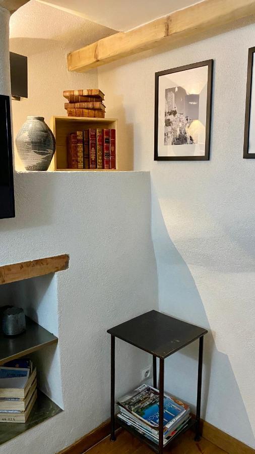 Charmant Studio Vieil Antibes Exterior photo
